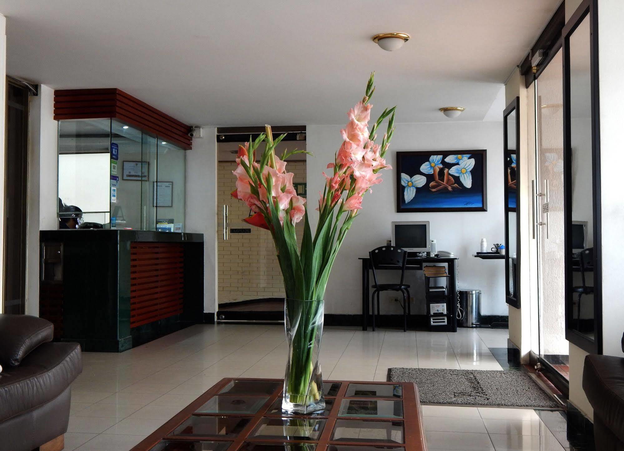 Apartamentos Galerias Bogota Exterior photo